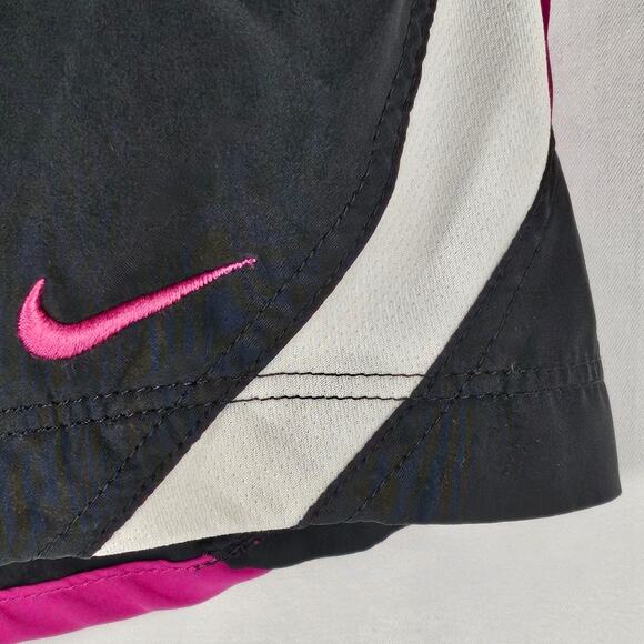 NIKE WOMEN'S VINTAGE BLACK ATHLETIC RUNNING SHORTS WITH PINK ACCENTS SIZE XL - Picture 3 of 10